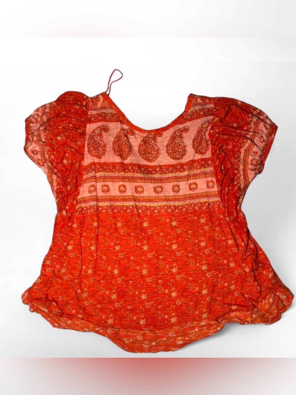 Free People bohemian Orange paisley print blouse ruffled Puff sleeves low back☀️